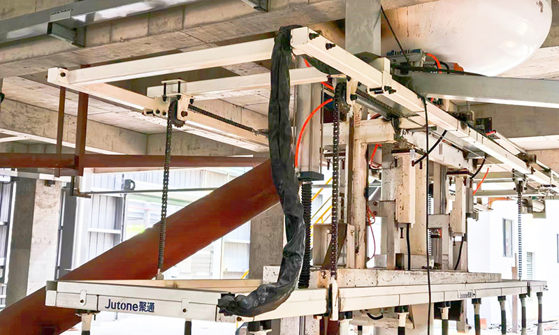 Tillend schenkarmapparaat